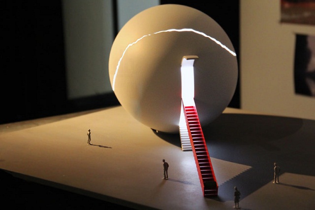 "INGO MAURER: Ausgewähltes Projekt - Inhotim, Brasilien: Gestaltung eines großen, architektionischen Objekts - the Broken Egg installation."
