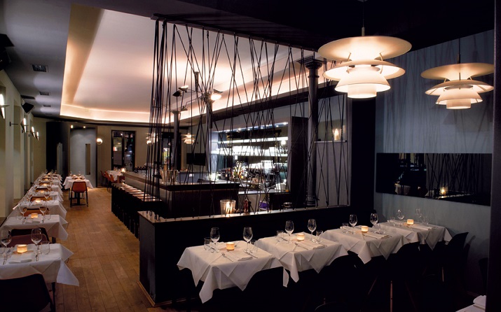 "Panther Grill & Bar Restaurant in München - Die Inneneinrichtung erinnert an die coolsten Steakhäuser in New York und muss keinen Vergleich mit diesen scheuen."