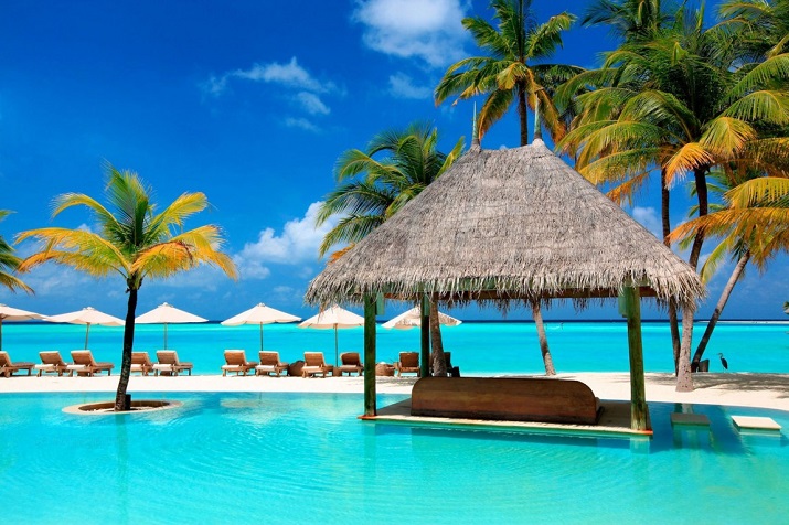 "Gili Lankanfushi: Das 5-Sterne-Resort vereint den puren und unverfälschten Zauber der Malediven mit Luxus, Wellness und perfektem Service."